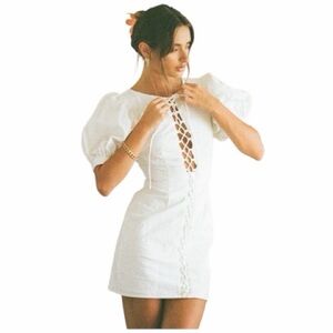 NWT! SABO SKIRT White Cotton Lace-up-Front Puff Sleeve Alma Dress. Size Medium.